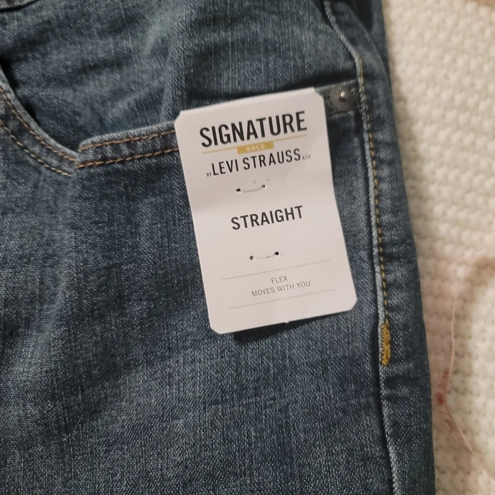 Signature by Levi Strauss signature by